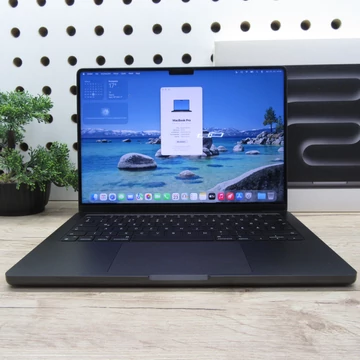 Apple MacBook Pro 14 M3 Pro (2023) 18GB/500GB SSD karcmentes 100% akku 23 ciklus