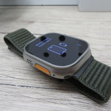 Apple Watch Ultra 2 49mm Titanium Case Sapphire Glass Karcmentes 91% akkumulátor 2027.04.09-ig garanciával