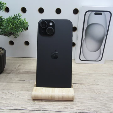 Apple iPhone 15 Black 128GB használt szép állapot – 100% akku – 6 hónap garancia