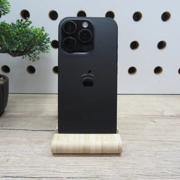 Apple iPhone 16 Pro 128GB Black Titanium – Karcmentes állapot – 91% akkumulátor