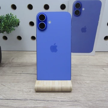 Apple iPhone 16 Plus 128GB Ultramarine – használt, karcmentes – 96% akku (266 ciklus) – 6 hónap garancia