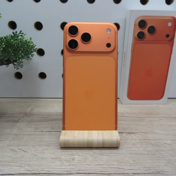 Apple iPhone 17 Pro Max 256GB Cosmic Orange – használt, karcmentes – 100% akku – Apple garancia 2026.12.03-ig