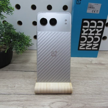OnePlus Nord 4 512GB 16GB RAM Mercurial Silver – 100% Akkumulátor – 6 hónap garanciával