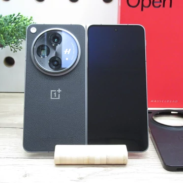 OnePlus Open 512GB Voyager Black – Karcmentes állapot – 16GB RAM – 6 hónap garancia