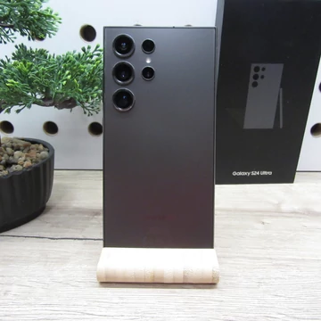 Samsung Galaxy S24 Ultra 256GB Titanium Black – Megkímélt állapot – 12GB RAM – 6 hónap garancia