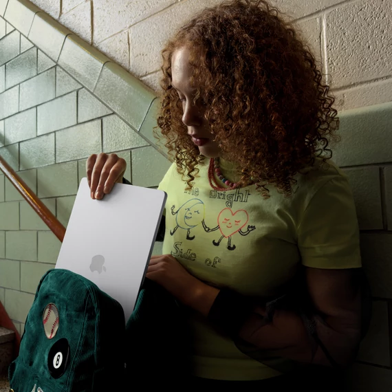 Apple MacBook Air 15.3: SKY BLUE/M5 10C CPU/10C GPU/16GB/512GB-MAG