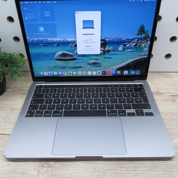 Terméknév Apple MacBook Pro 13 M1 (2020) 16GB/500GB megkímélt állapot 89% 144 ciklus