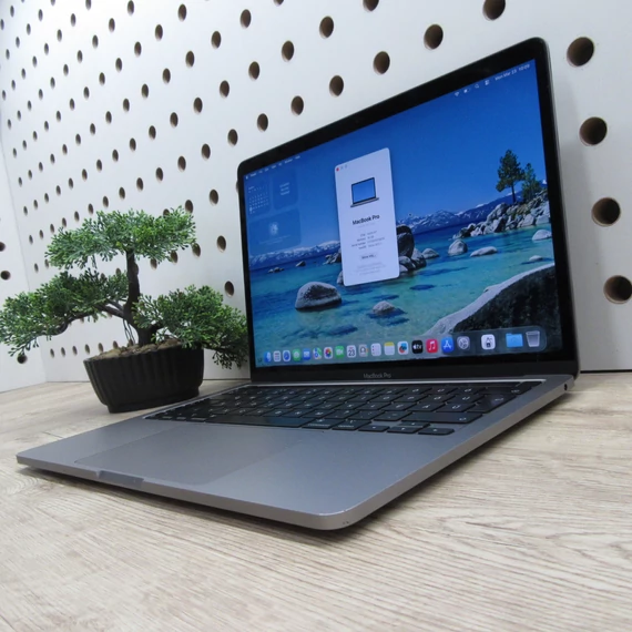 Terméknév Apple MacBook Pro 13 M1 (2020) 16GB/500GB megkímélt állapot 89% 144 ciklus