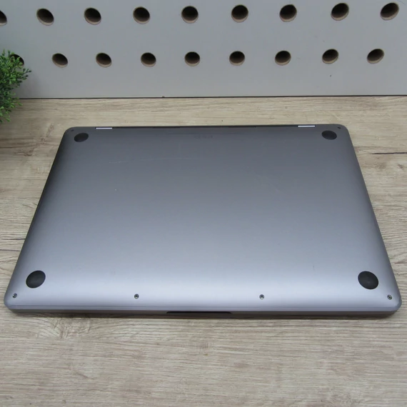 Terméknév Apple MacBook Pro 13 M1 (2020) 16GB/500GB megkímélt állapot 89% 144 ciklus