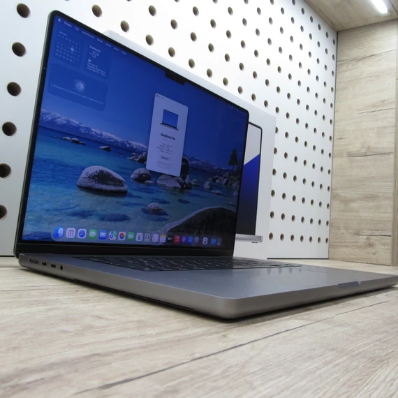 Apple MacBook Pro 16 M1 Pro (2021) 16GB/1TB karcmentes 87% akku 150 ciklus