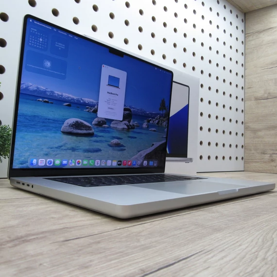 Apple MacBook Pro 16 M1 Pro (2021) 16GB/1TB karcmentes 84% akku 254 ciklus
