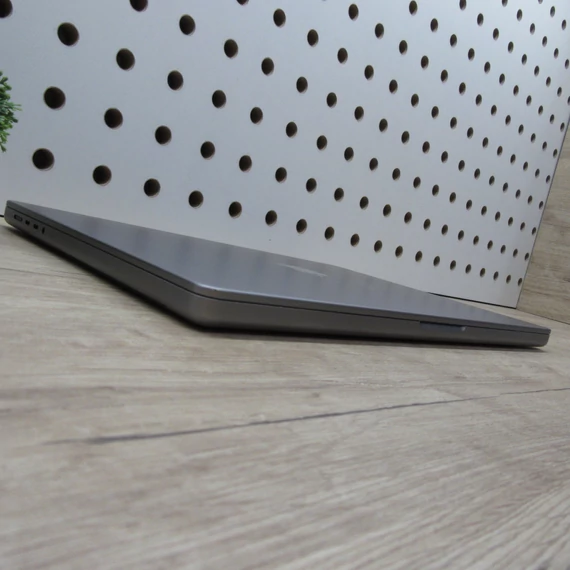 Apple MacBook Pro 16 M1 Pro (2021) 32GB/512GB megkímélt 86% akku 509 ciklus