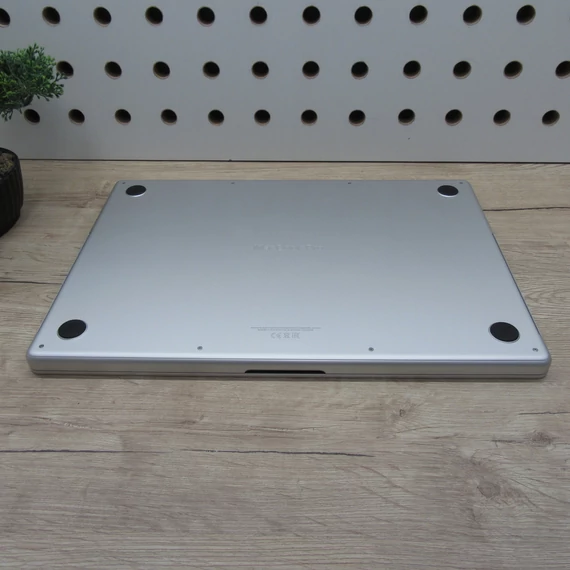 Apple MacBook Pro 16 M1 Pro (2021) 16GB/512GB karcmentes 87% akku 191 ciklus