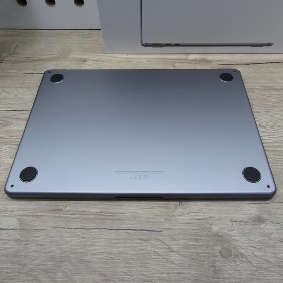 Apple MacBook Air 13 M2 (2022) 8GB/256GB szép állapot 91% akku 308 ciklus