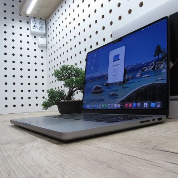 Apple MacBook Pro 14 M1 Pro (2021) 16GB/1TB karcmentes 84% akku