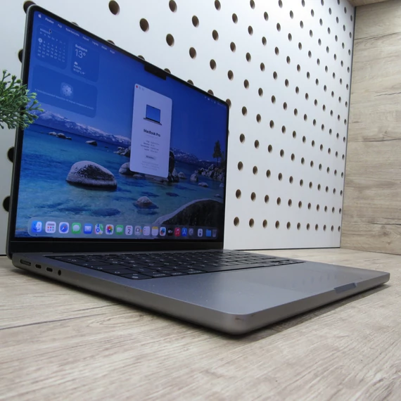 Apple MacBook Pro 14 M1 Pro (2021) 16GB/500GB megkímélt 84% akku 545 ciklus