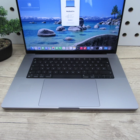 Apple MacBook Pro 16 M1 Pro (2021) 16GB/512GB szép állapot 89% akku 174 ciklus