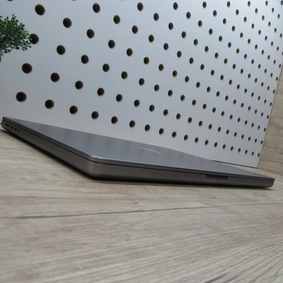 Apple MacBook Pro 16 M1 Pro (2021) 16GB/512GB karcmentes 86% akku 227 ciklus