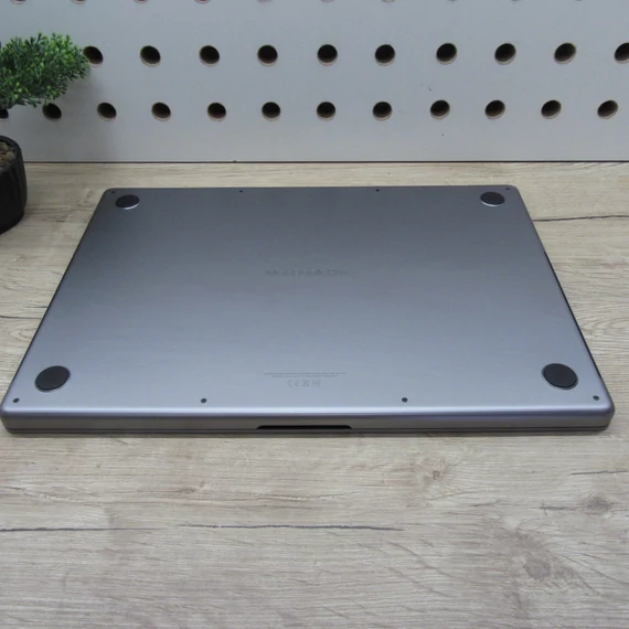 Apple MacBook Pro 16 M1 Pro (2021) 16GB/512GB karcmentes 86% akku 227 ciklus