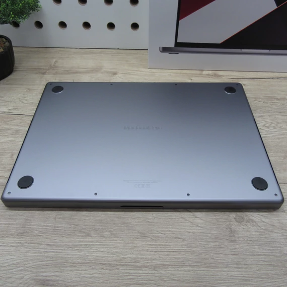 Apple MacBook Pro 16 M1 Max (2021) 32GB/500GB új, kibontott 100% akku 2 ciklus