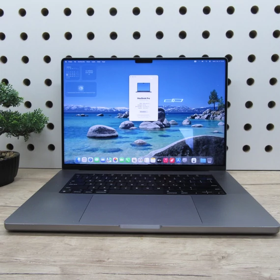 Apple MacBook Pro 16 M1 Max (2021) 32GB/500GB megkímélt 90% akku 295 ciklus