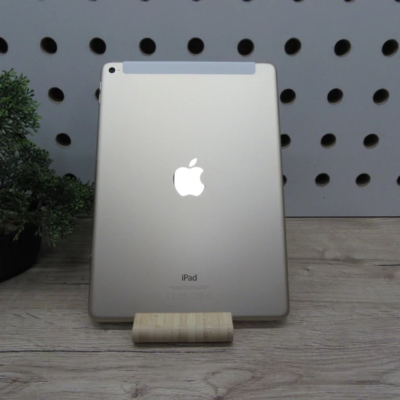 Apple iPad Air 2 A8X (2014) 16GB Cellular használt