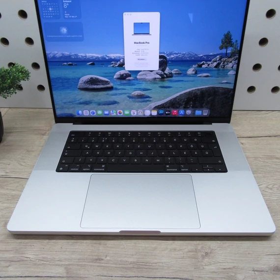 Apple MacBook Pro 16 M1 Pro (2021) 16GB/1TB SSD megkímélt 88% akku 153 ciklus