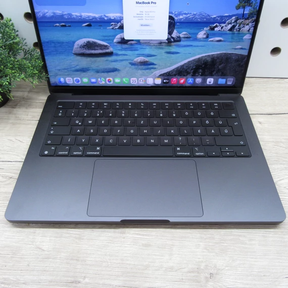 Apple MacBook Pro 14 M3 Pro (2023) 18GB/500GB SSD karcmentes 96% akku 211 ciklus