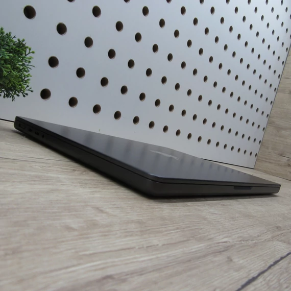 Apple MacBook Pro 14 M3 Pro (2023) 18GB/500GB SSD karcmentes 96% akku 211 ciklus