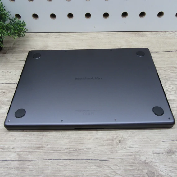 Apple MacBook Pro 14 M3 Pro (2023) 18GB/500GB SSD karcmentes 96% akku 211 ciklus