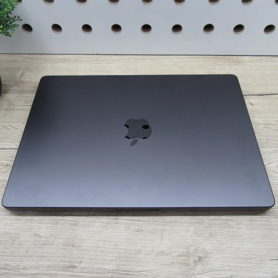 Apple MacBook Pro 14 M3 Pro (2023) 18GB/512GB SSD karcmentes állapotban 98% akku 94 ciklus