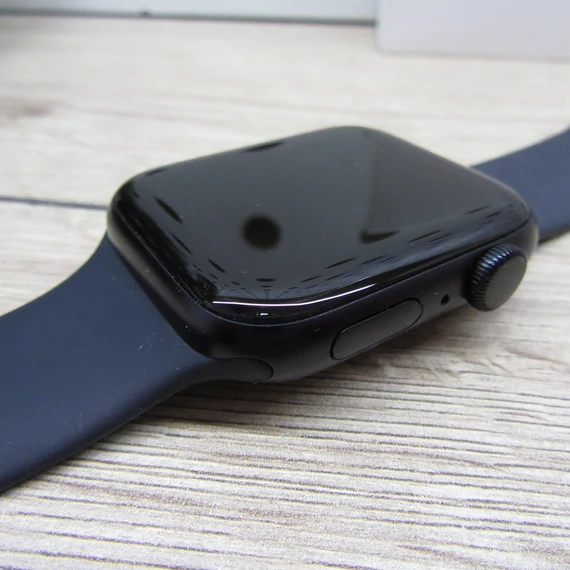 Apple Watch SE 2 44mm Midnight 100% akkumulátor – 6 hónap garanciával