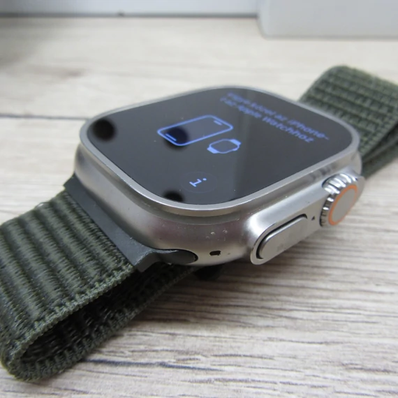 Apple Watch Ultra 2 49mm Titanium Case Sapphire Glass Karcmentes 91% akkumulátor 2027.04.09-ig garanciával
