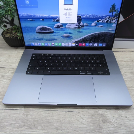 Apple MacBook Pro 16 M1 Max (2021) 32GB/512GB SSD karcmentes állapotú 97% akku 49 ciklus