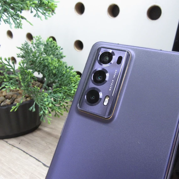 Honor Magic V2 512GB 16GB RAM Purple Karcmentes állapotban 6 hónap garanciával