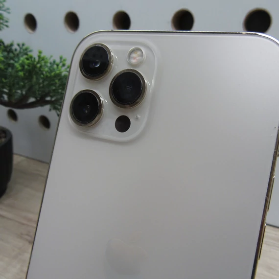 Apple iPhone 12 Pro Max 128GB Gold – használt, megkímélt – 100% akku – 6 hónap garancia