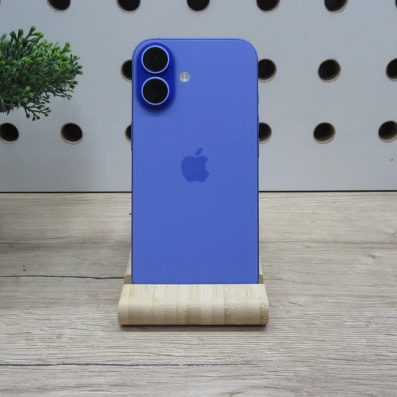 Apple iPhone 16 128GB Blue - Karcmentes állapot - 90% akku