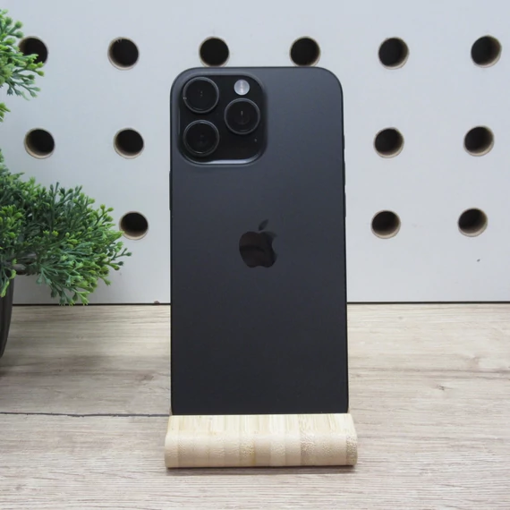 Apple iPhone 16 Pro Max 256GB Black Titanium Karcmentes 100% akkumulátor (152 ciklus)