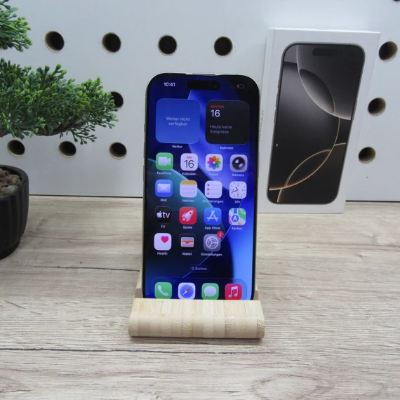 Apple iPhone 16 Pro 128GB Natural Titanium – használt, karcmentes – 90% akku – 6 hónap garancia