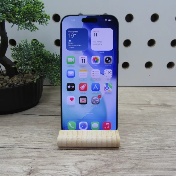 Apple iPhone 17 Pro Max 256GB Deep Blue Karcmentes állapotban 100% akkumulátor (99 ciklus)