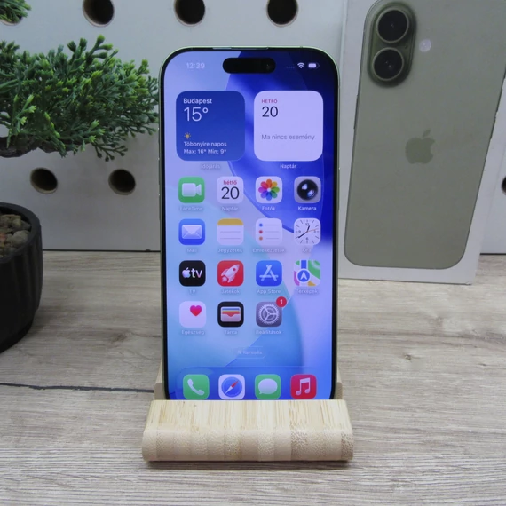 Apple iPhone 17 256GB Sage – Karcmentes állapot – 100% akku (65 ciklus)