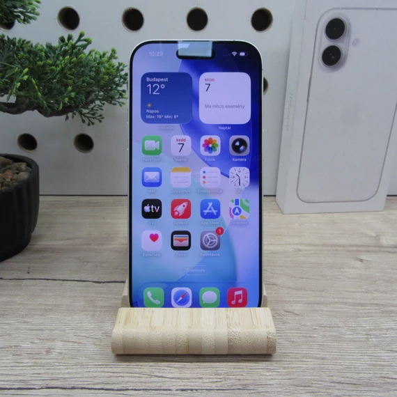 Apple iPhone 17 256GB White – Karcmentes állapot – 100% akku (10 ciklus)