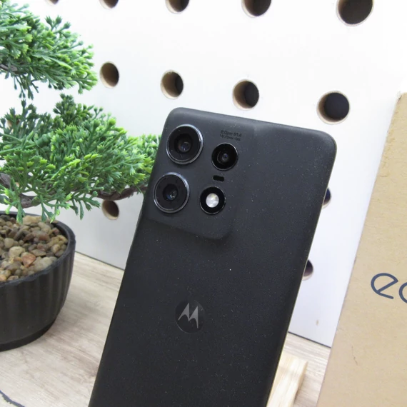 Motorola Edge 50 Pro 512GB Black Beauty – Karcmentes állapot – 12GB RAM – 6 hónap garancia