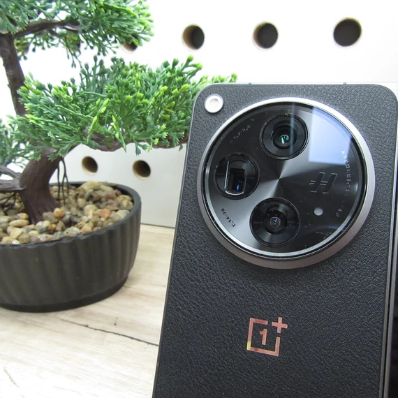 OnePlus Open 512GB Voyager Black – Karcmentes állapot – 16GB RAM – 6 hónap garancia