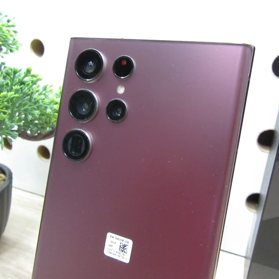 Samsung Galaxy S22 Ultra 128GB Burgundy – Karcmentes állapot – 8GB RAM – 6 hónap garancia