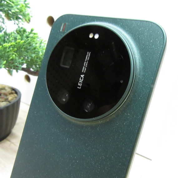 Xiaomi 17 Ultra 512GB Starlit Green – Karcmentes állapot – 16GB RAM – 2029.03.05 ig Media Markt garanciával!