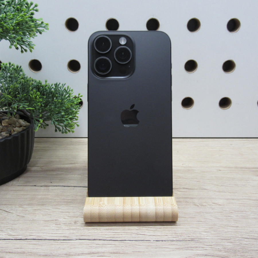 Apple iPhone 15 Pro Max 256GB Black Titanium - Újszerű - 93% akku (A+)