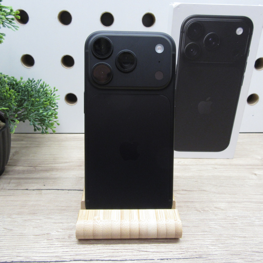 Apple iPhone 18 Pro 256GB Black – újszerű állapot – 100% akku – kártyafüggetlen (A+)