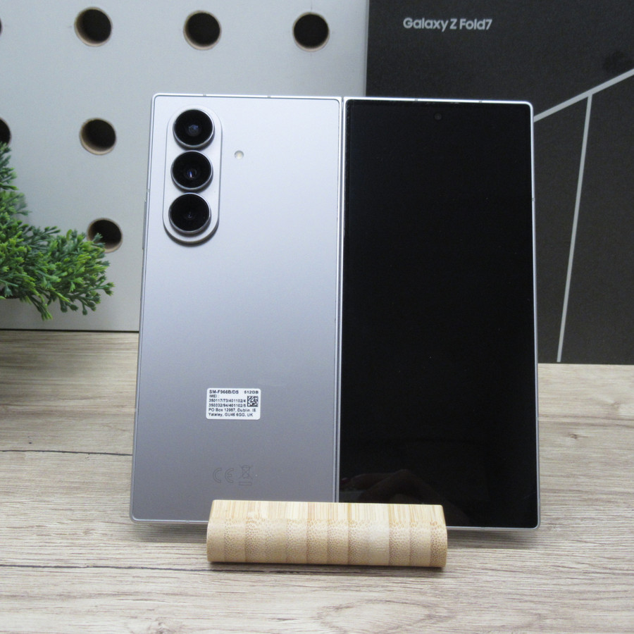 Samsung Galaxy Z Fold7 12/512GB Silver Shadow – Megkímélt állapot – 100% akku – Kártyafüggetlen