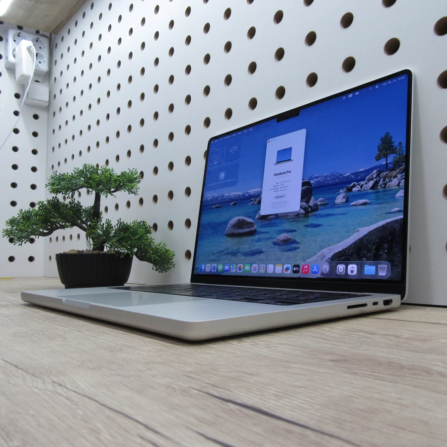 MacBook Pro 14 M1 Max (2021) 32GB/1TB karcmentes – 6 hónap garancia
